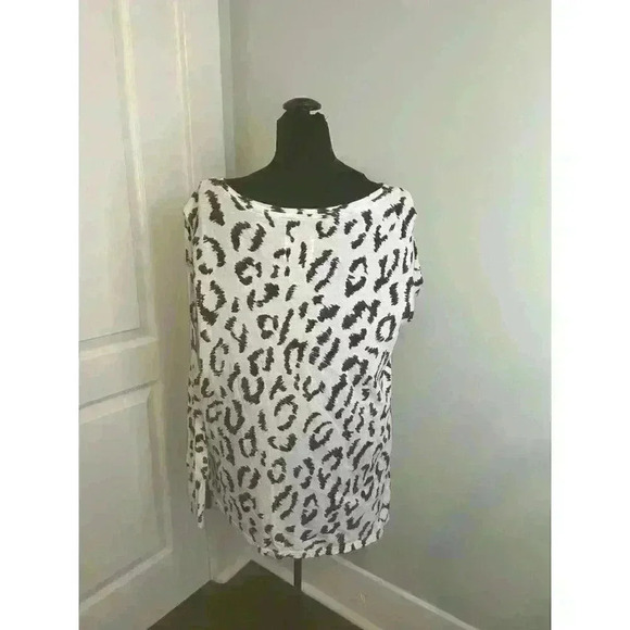 Seed to Style Women’s L Black White Animal Print Organic‎ Cotton Long Sleeve Top - Picture 3 of 9